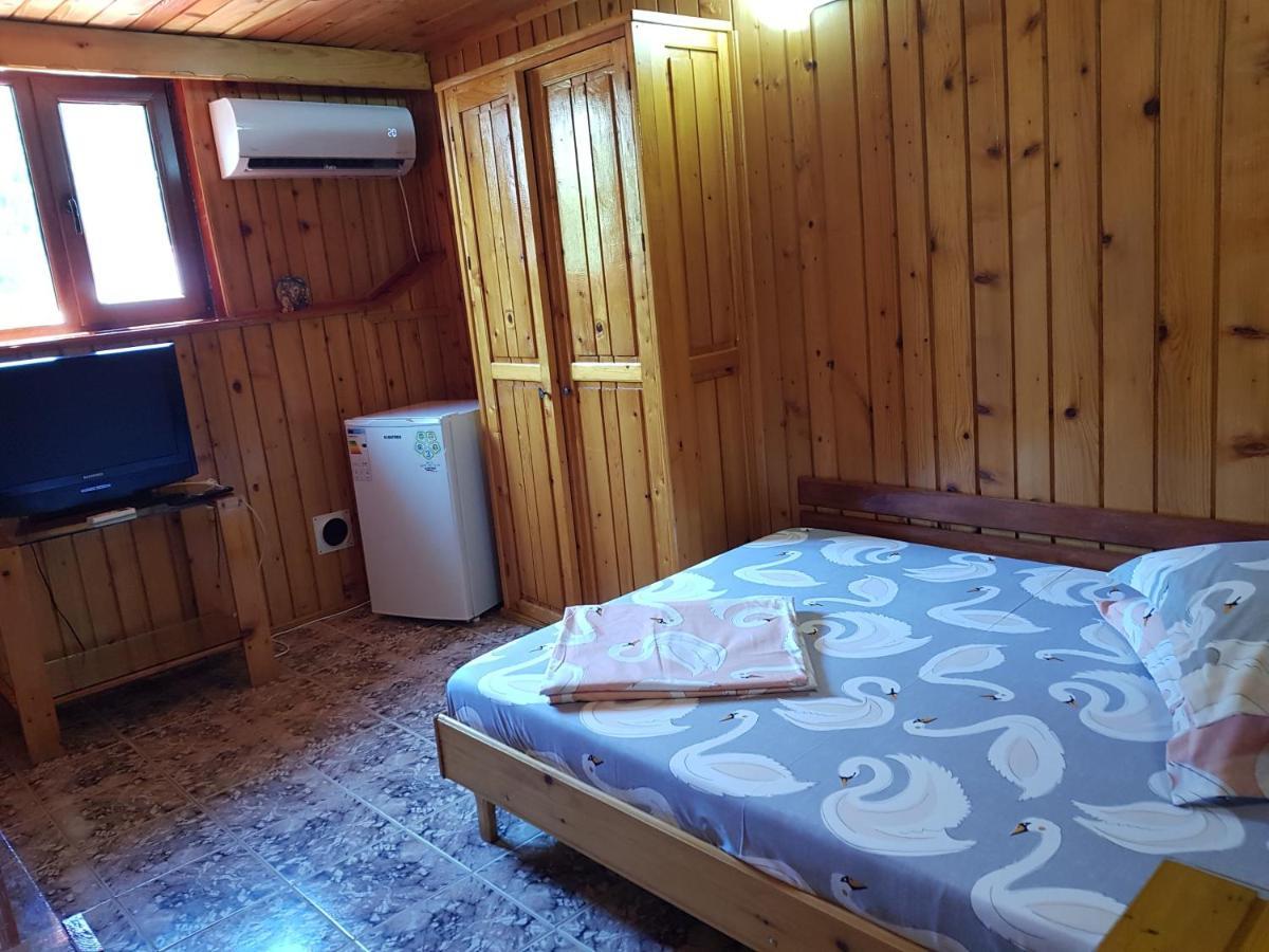 Hotel Casa Simona à Două Mai Extérieur photo
