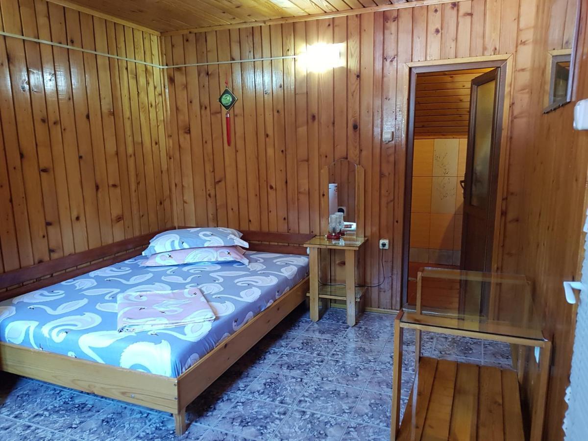 Hotel Casa Simona à Două Mai Extérieur photo