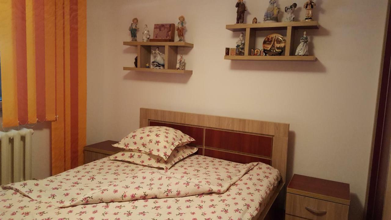 Hotel Casa Simona à Două Mai Extérieur photo
