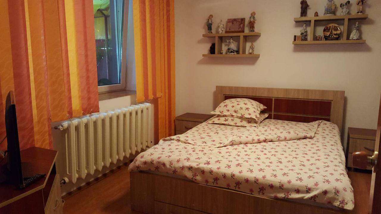 Hotel Casa Simona à Două Mai Extérieur photo