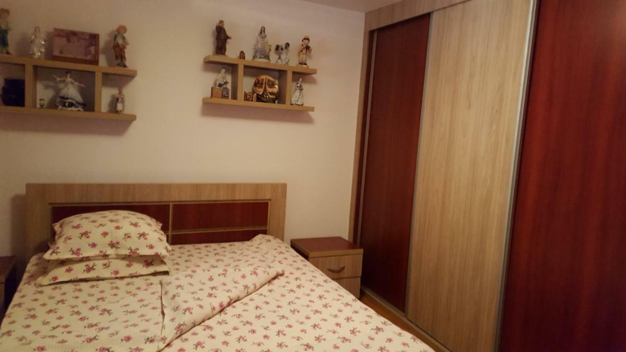 Hotel Casa Simona à Două Mai Extérieur photo